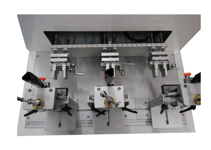 Rottura del controllo 1 dello SpA di controllo di indipendente del tester dell'incavo della spina elettrica di operazione normale e di capacità